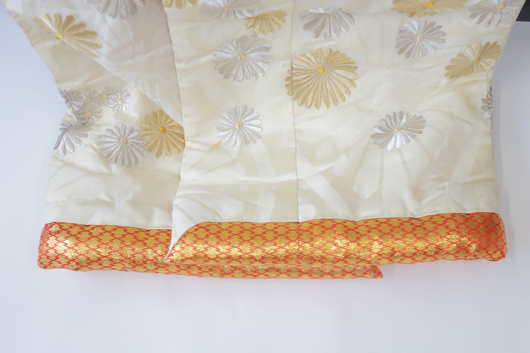 打掛 花嫁衣装 豪華 逸品 金 刺繍 婚礼 結婚式 ウエディング 古着◆twu354