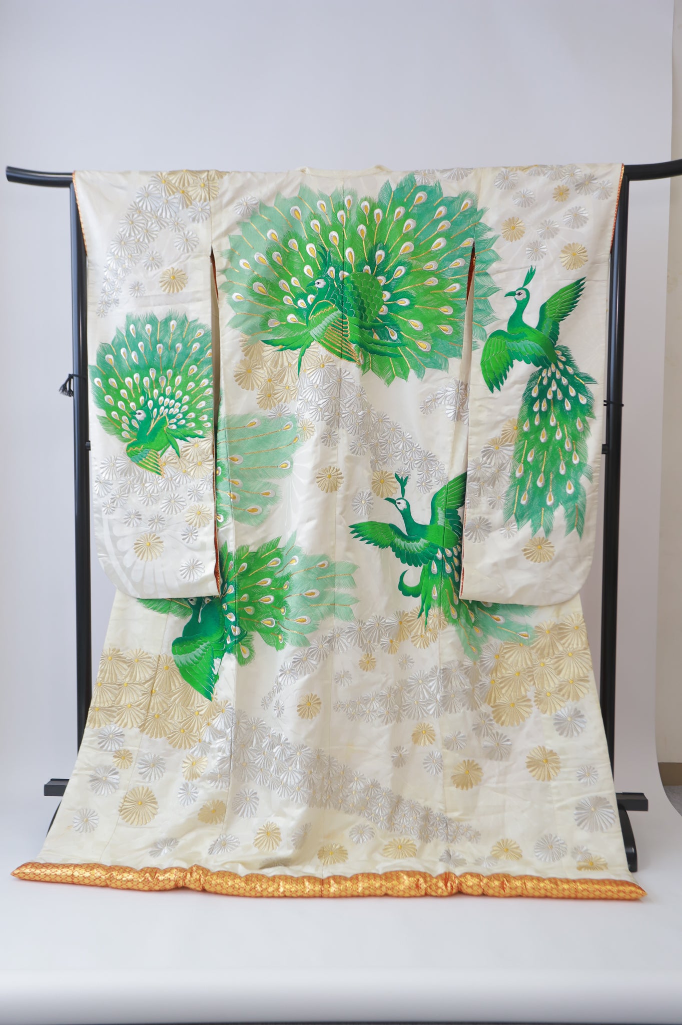 打掛 花嫁衣装 豪華 逸品 金 刺繍 婚礼 結婚式 ウエディング 古着◆twu354