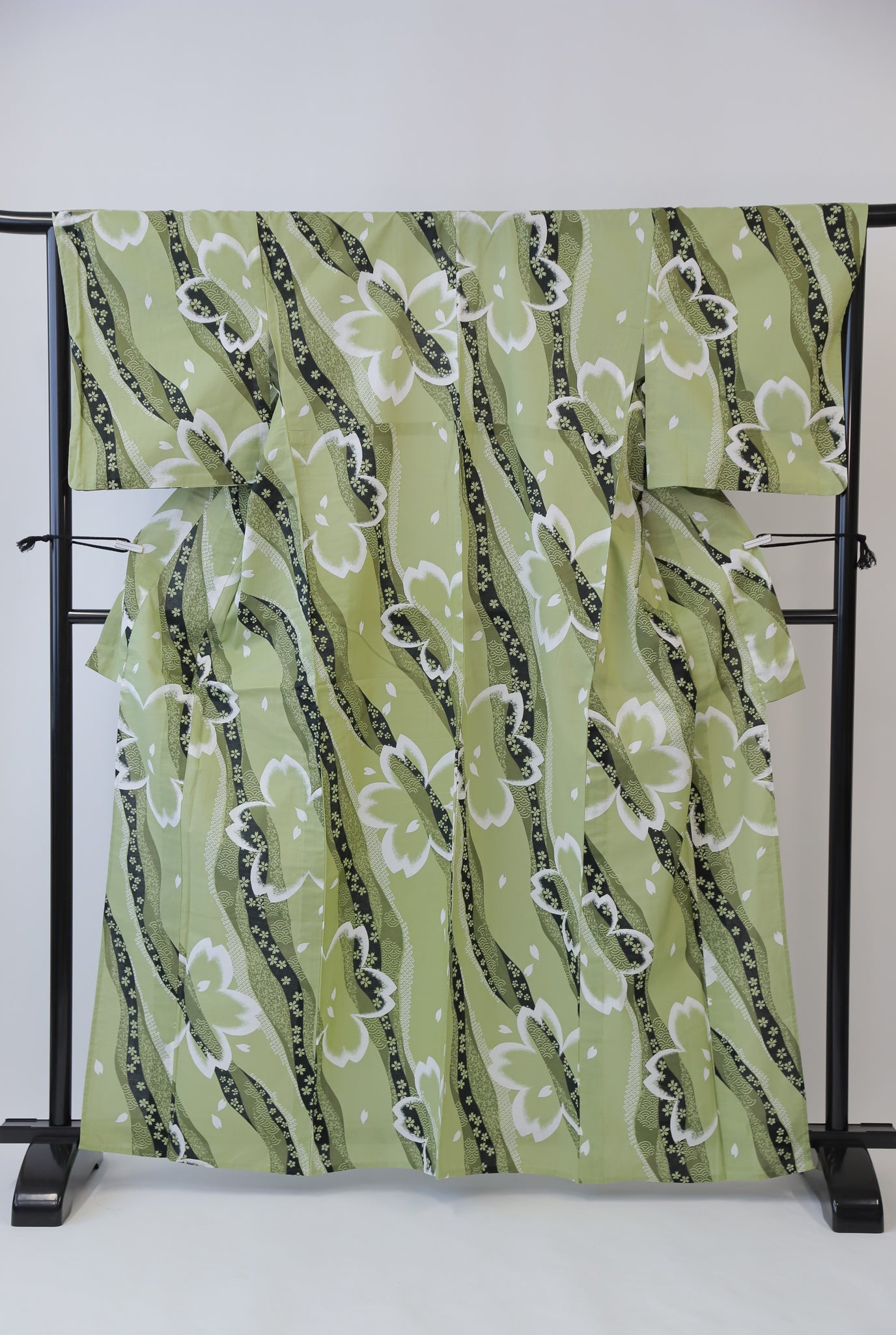 Yukata Summer Kimono Bathrobe Reuse ◇twy399 – Antiques Kimono