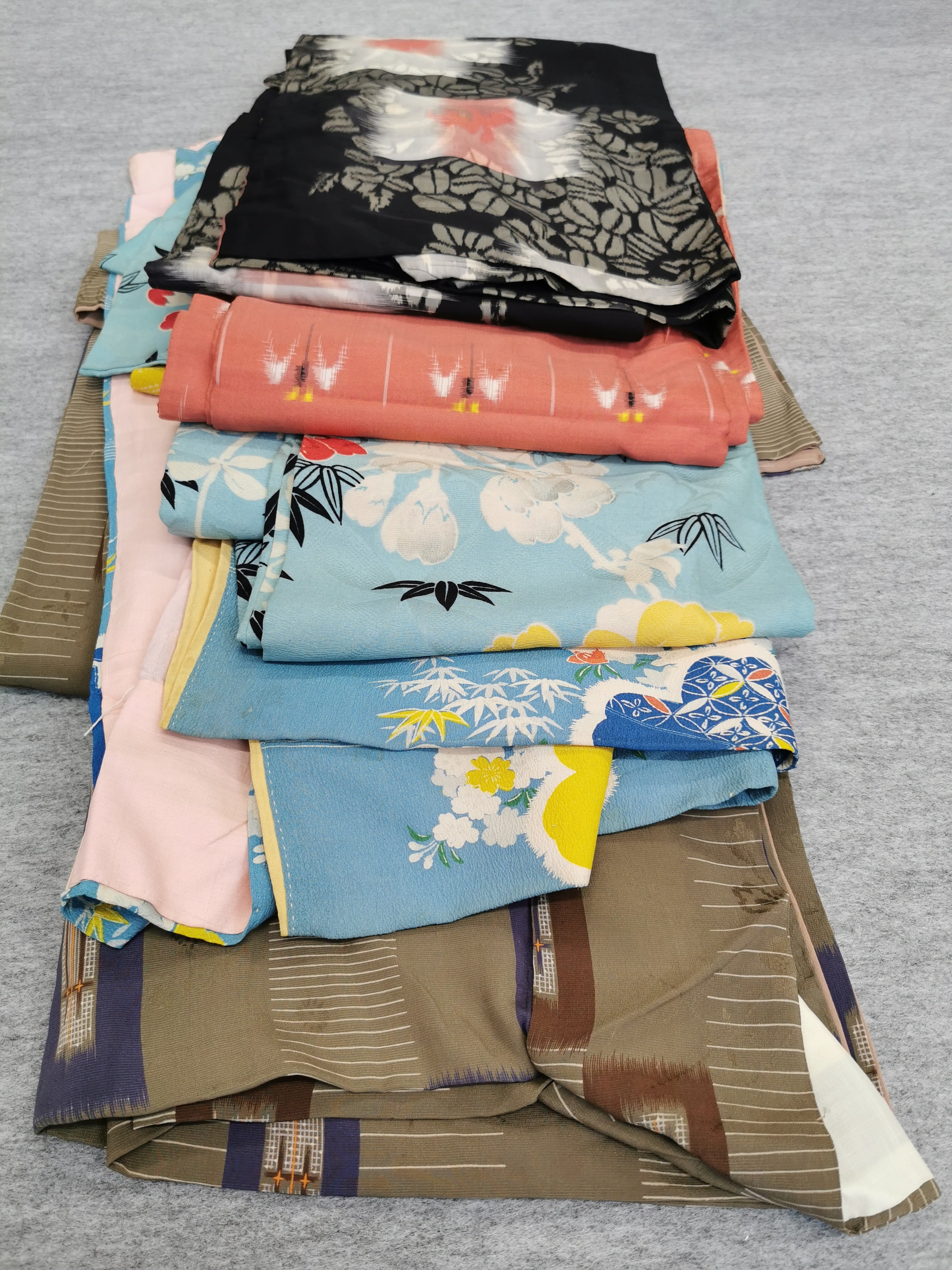 ◆twk080 女性 中古着物 まとめ売り5点 アンティーク フォーマル 中古品 和服