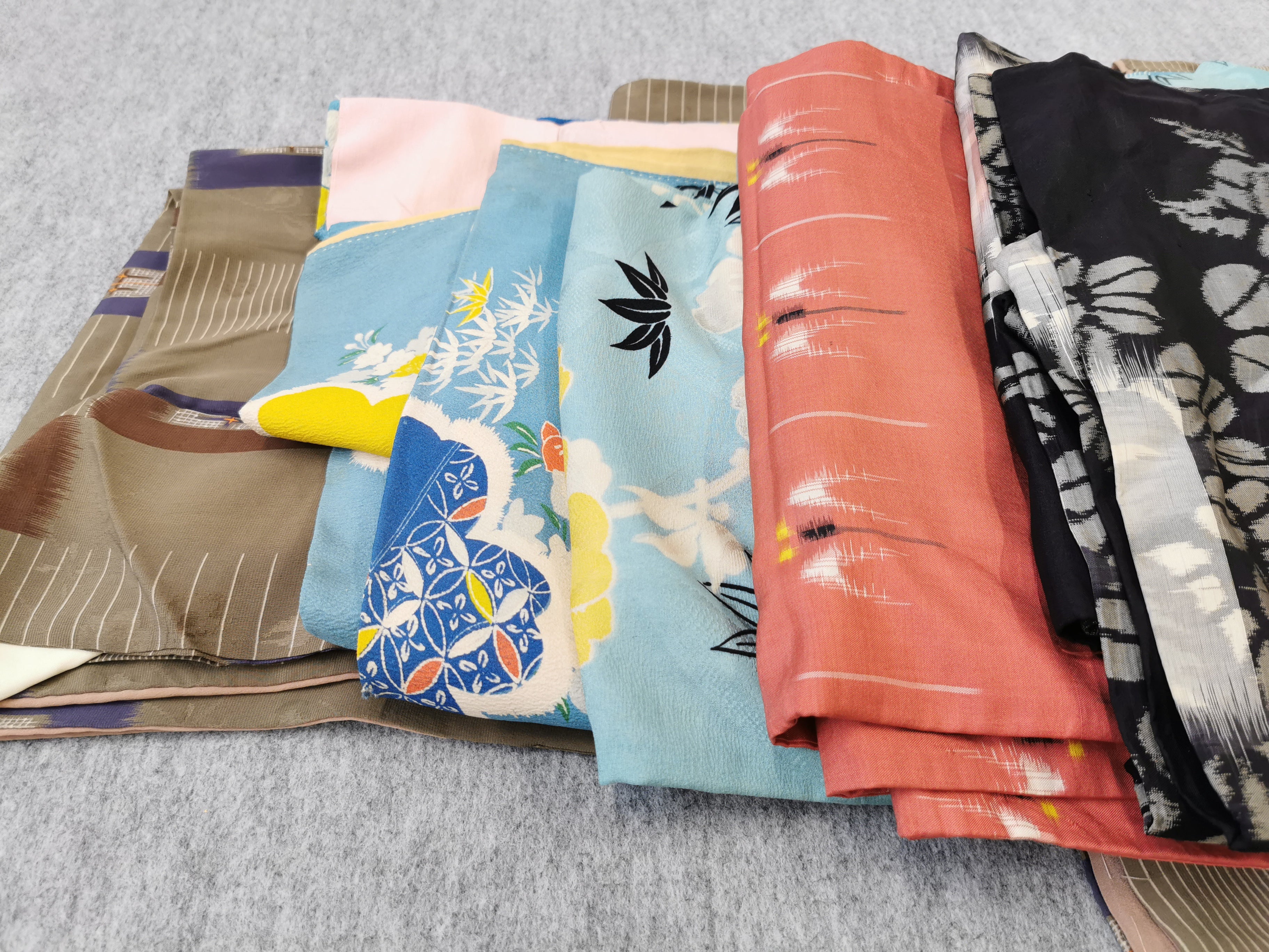 ◆twk080 女性 中古着物 まとめ売り5点 アンティーク フォーマル 中古品 和服