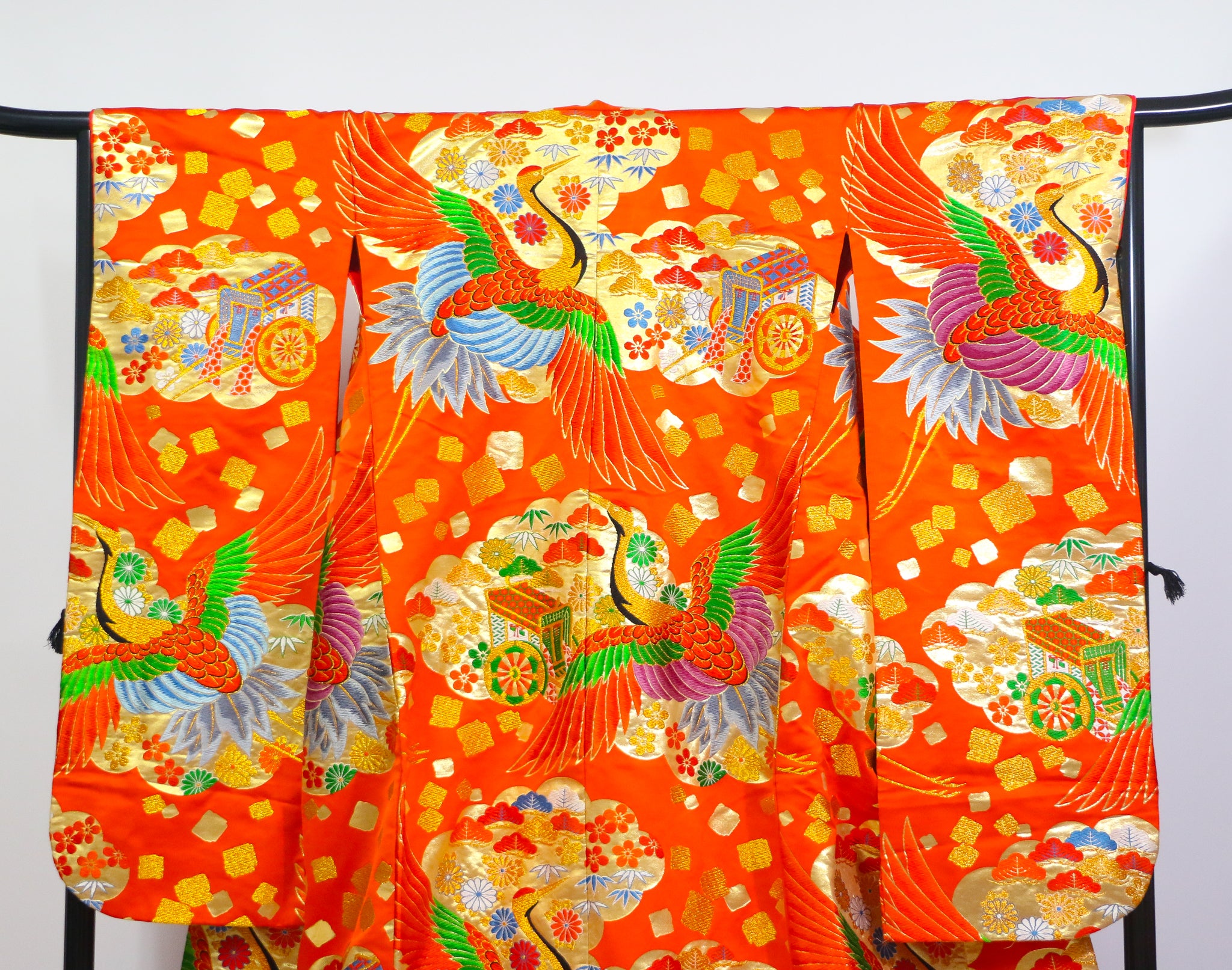 Bridal Uchikake – Gold Cranes & Peony Pattern / 白打掛 金鶴×牡丹 Traditional Japanese Wedding Kimono / 花嫁衣裳 打掛◆twu718