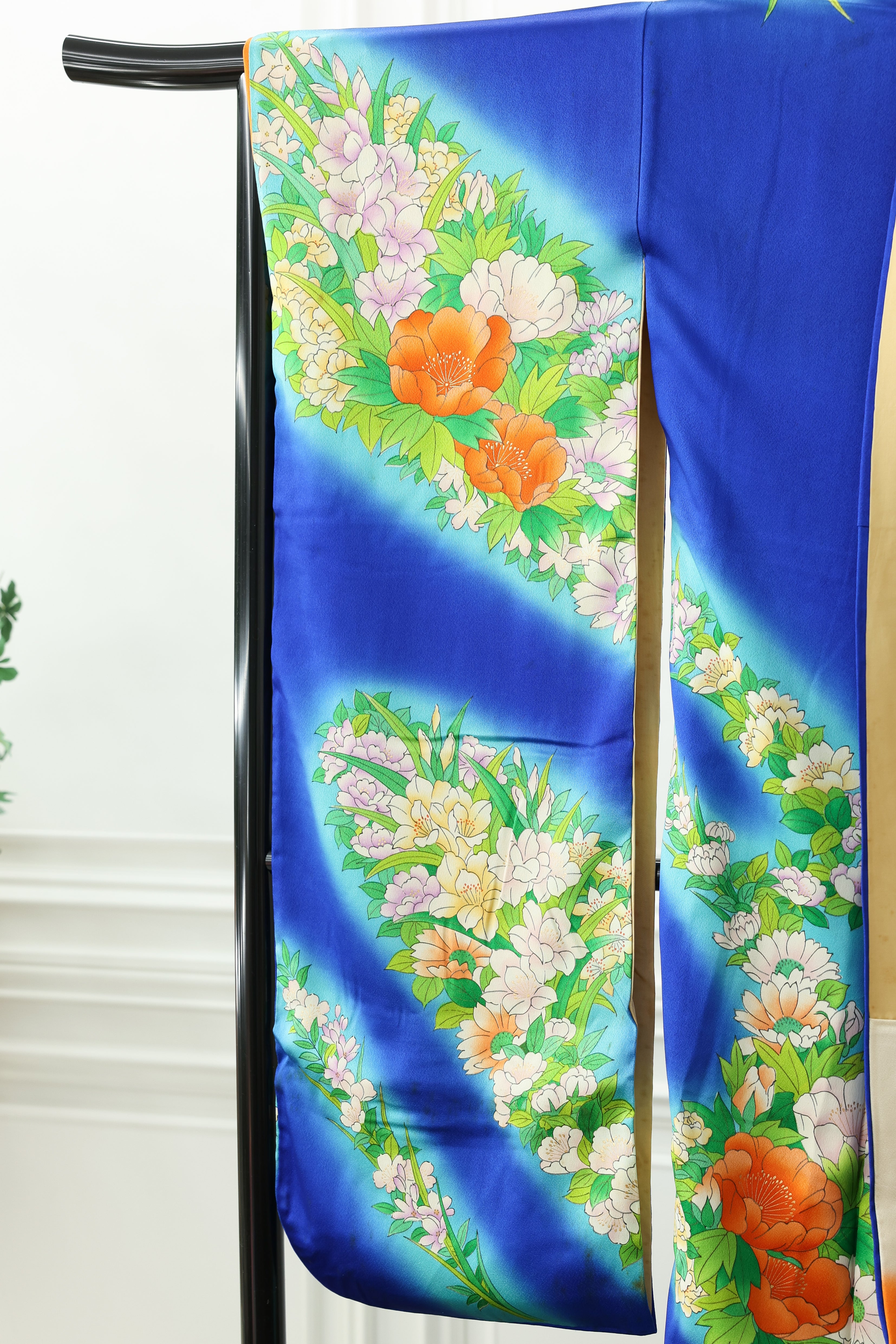sh011 Furisode