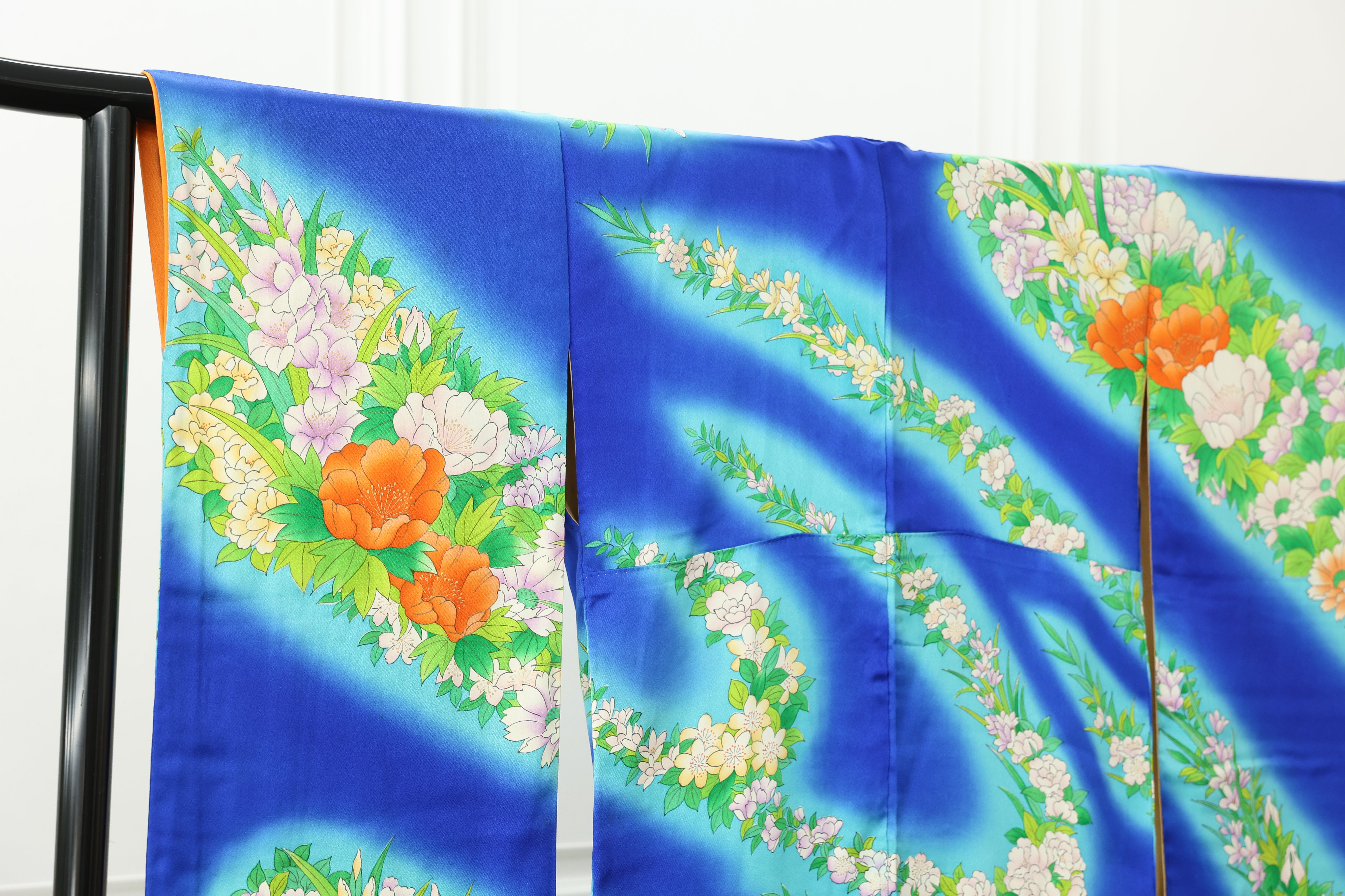 sh011 Furisode