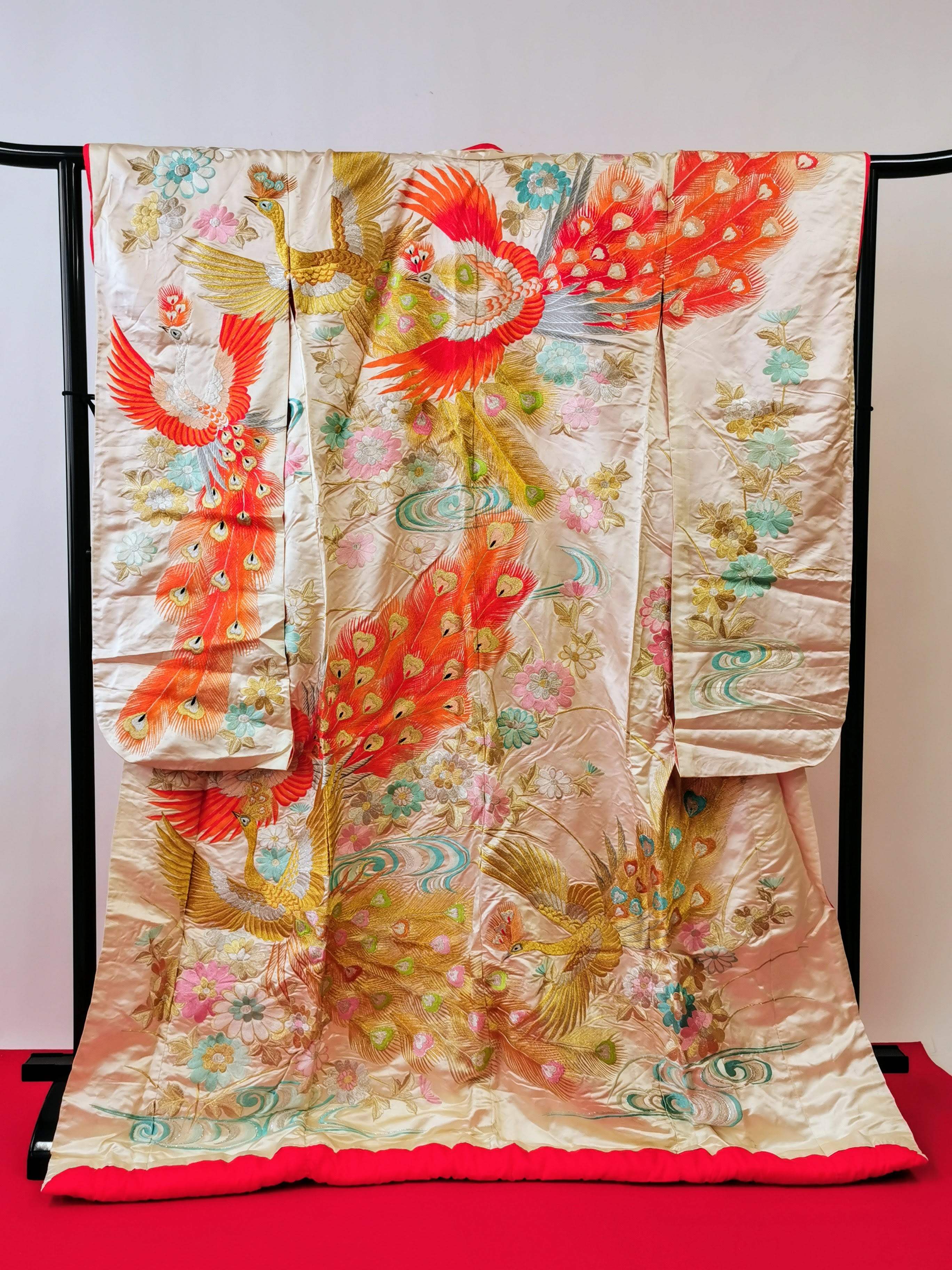 お引きずり 花嫁衣装 結婚式 豪華 刺繍 婚礼 ウエディング 古着◆twff221