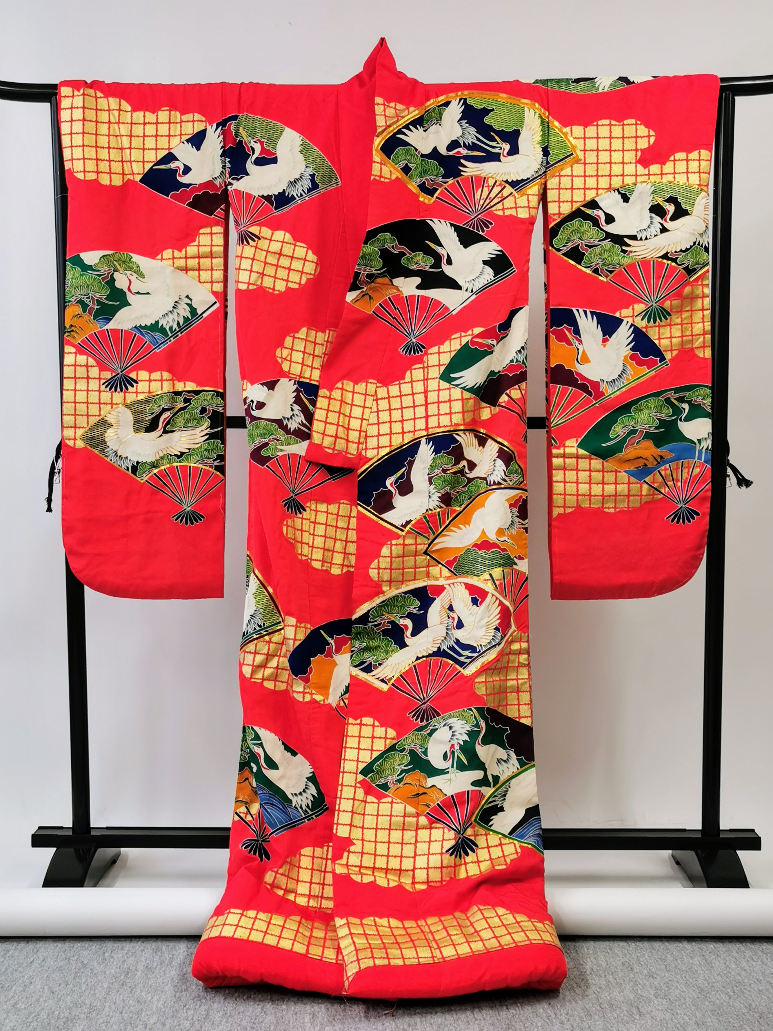 色打掛 豪華 刺繍 婚礼 結婚式 花嫁衣装 古着◆twku105