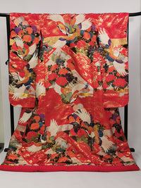 Red Uchikake Kimono with Cranes and Peonies / 鶴と牡丹の赤打掛 – Japanese Wedding Kimono (Vintage, Silk)◆twku682