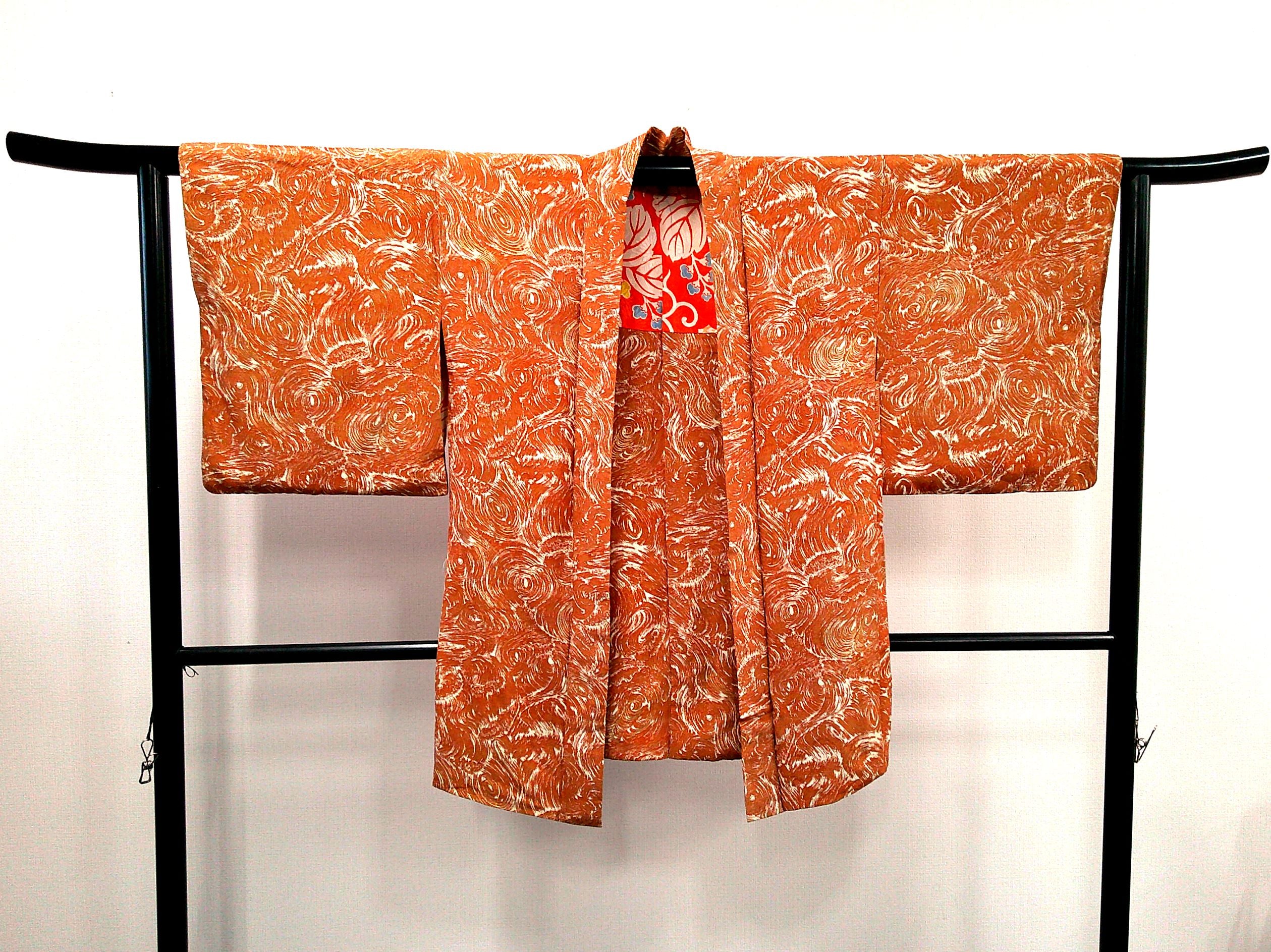 ◇KWH009 羽織  紐付き Haori オレンジ 古着 レトロ 和服