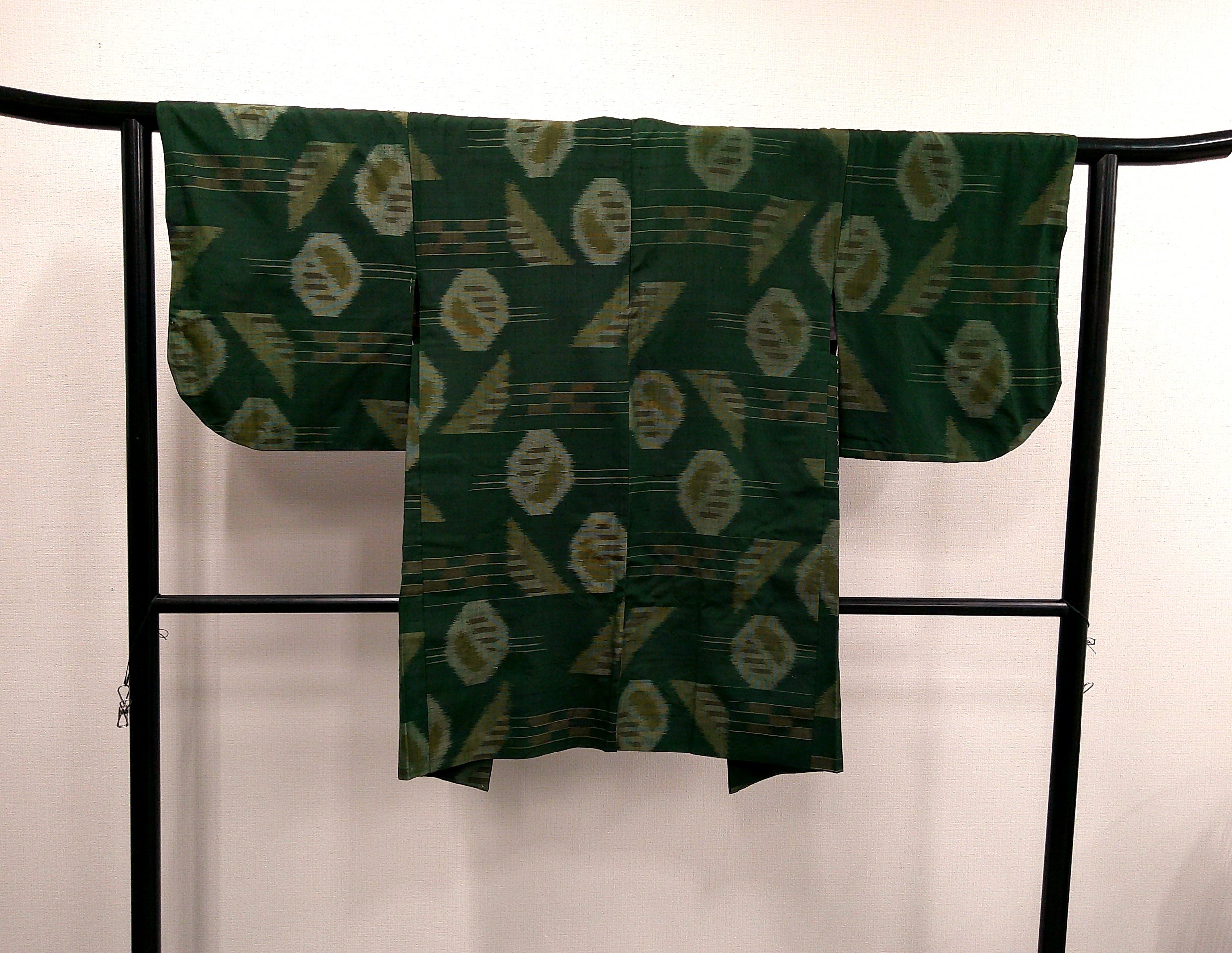 ◇KWH012 羽織 紐付き Haori 緑 古着 レトロ 和服