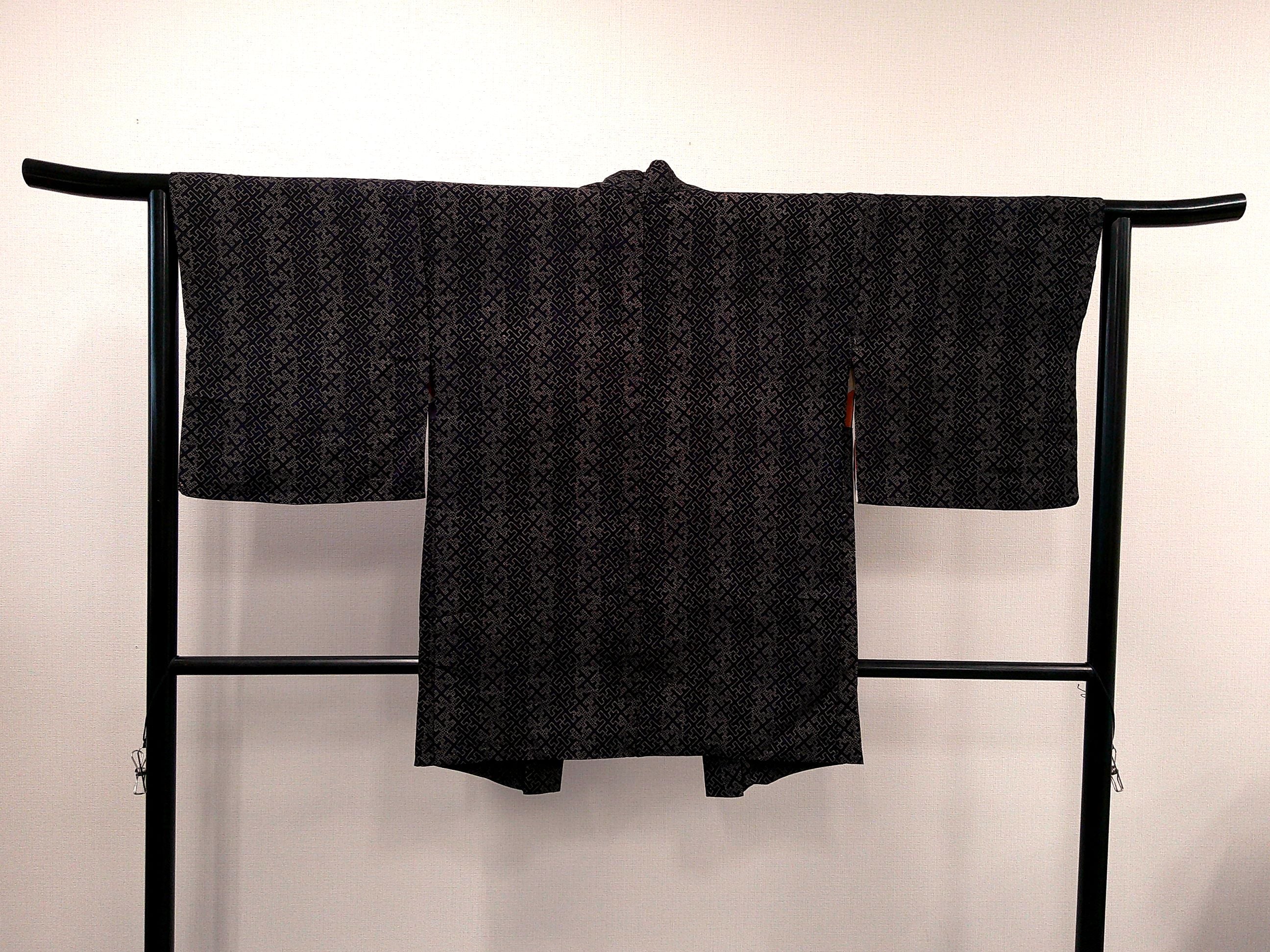 ◇KWH015 羽織 紐付き Haori 紫 古着 レトロ 和服