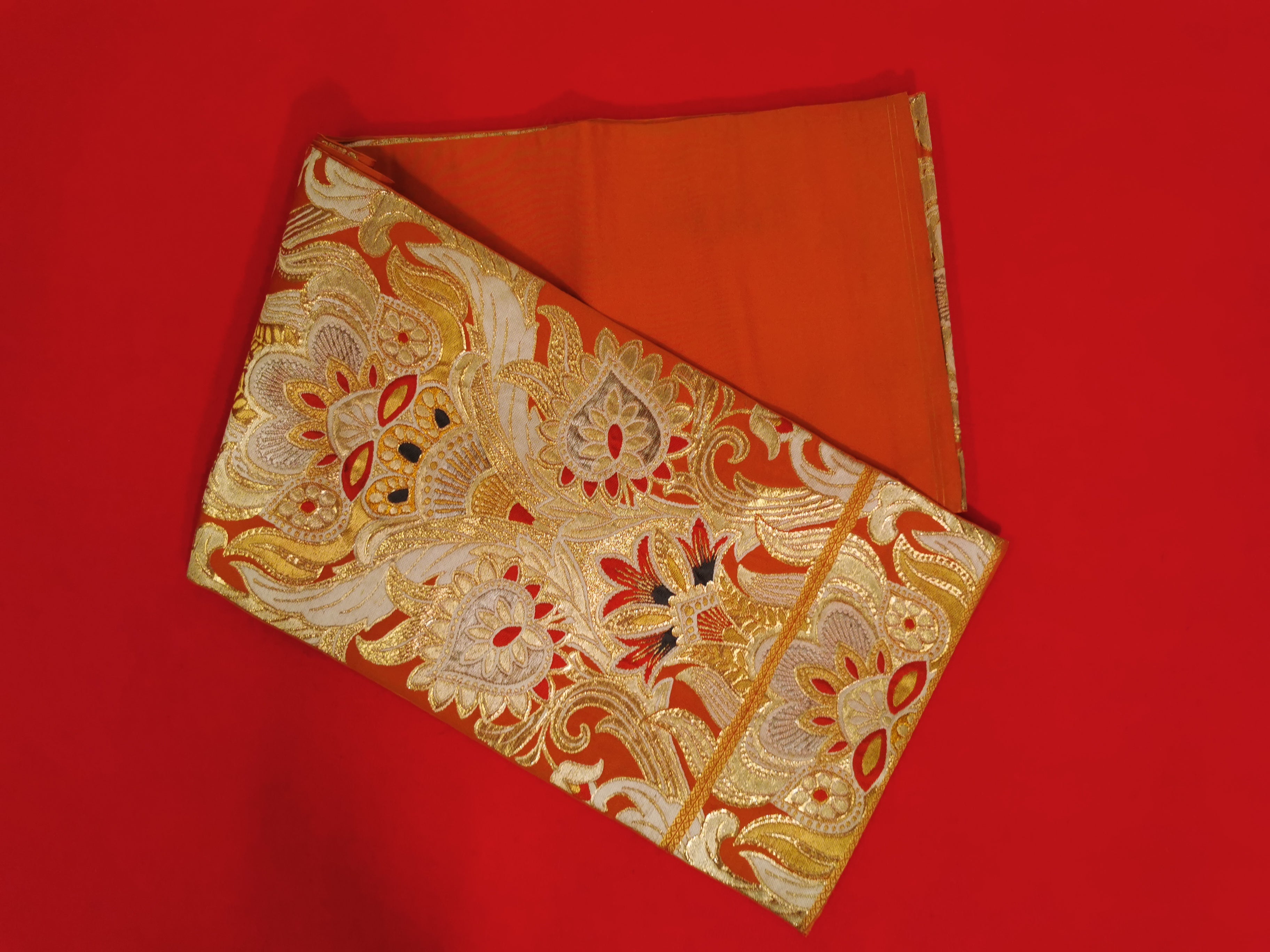 袋帯  女性  和装 和装小物 リメイク 古布 ハギレ 帯 和柄 和装帯 中古品◆toh267