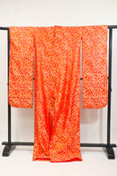 Red Bridal “Hikizuri” Kimono – Embroidered Floral Pattern / 朱赤の引き振袖・金糸の総柄刺繍◆twff714