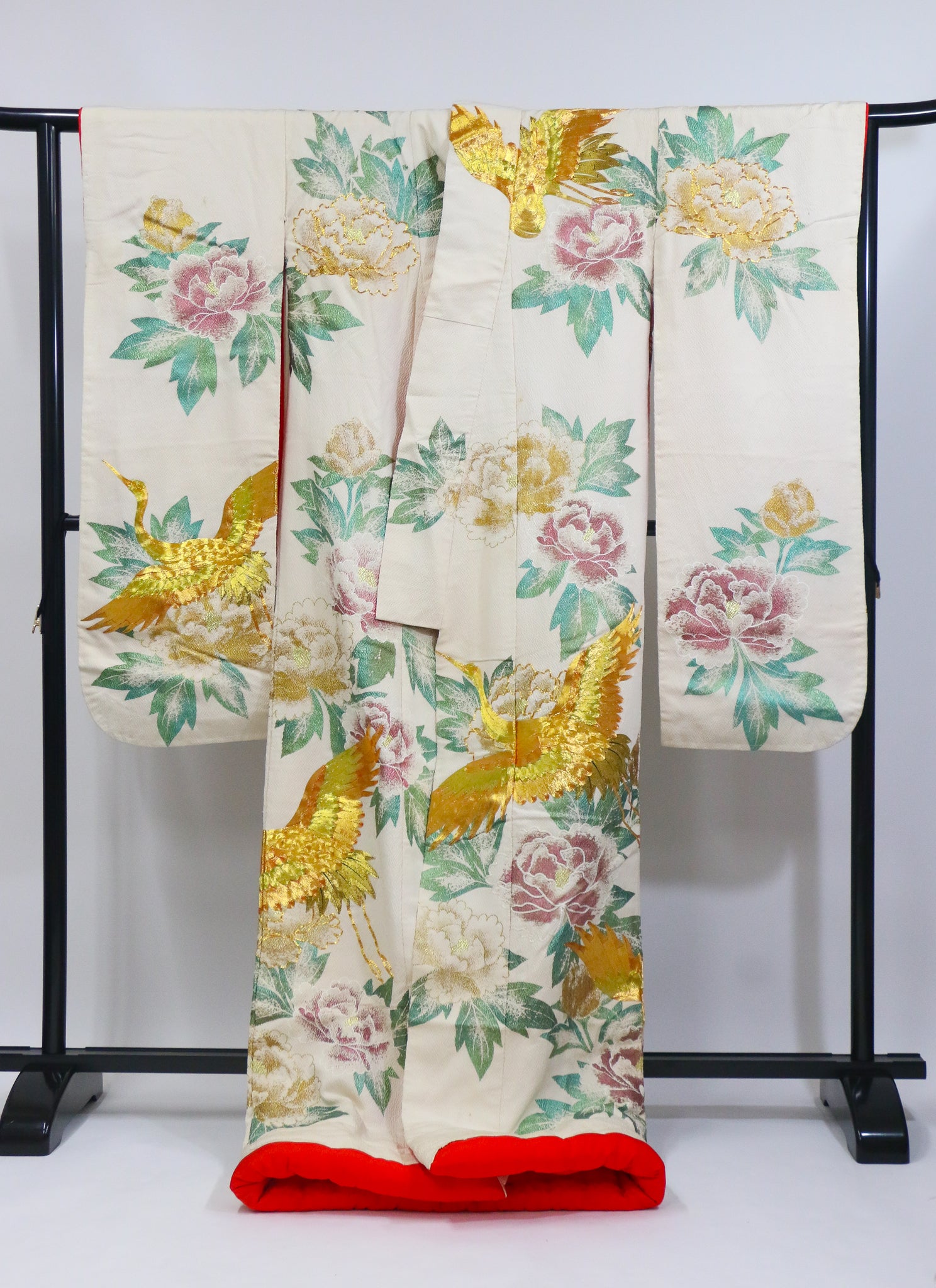 Bridal Uchikake – Gold Cranes & Peony Pattern / 白打掛 金鶴×牡丹  Traditional Japanese Wedding Kimono / 花嫁衣裳 打掛◆twu717