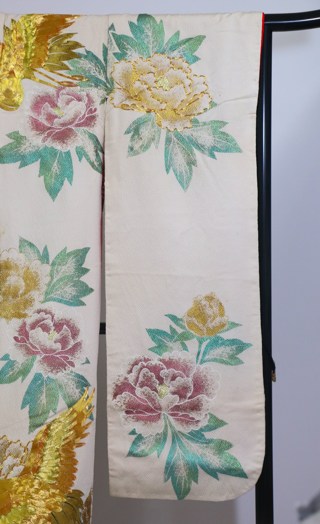 Bridal Uchikake – Gold Cranes & Peony Pattern / 白打掛 金鶴×牡丹  Traditional Japanese Wedding Kimono / 花嫁衣裳 打掛◆twu717