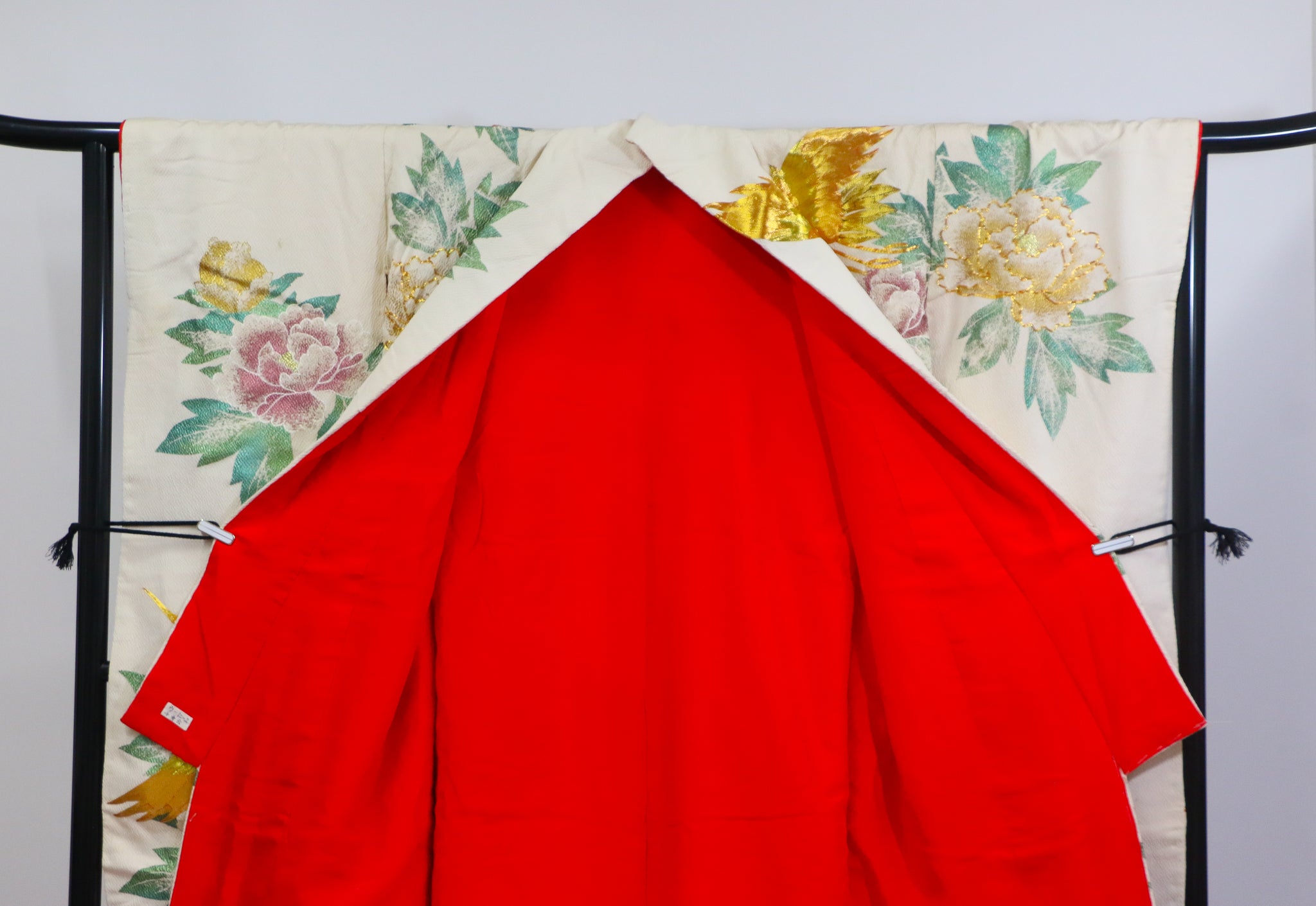 Bridal Uchikake – Gold Cranes & Peony Pattern / 白打掛 金鶴×牡丹  Traditional Japanese Wedding Kimono / 花嫁衣裳 打掛◆twu717