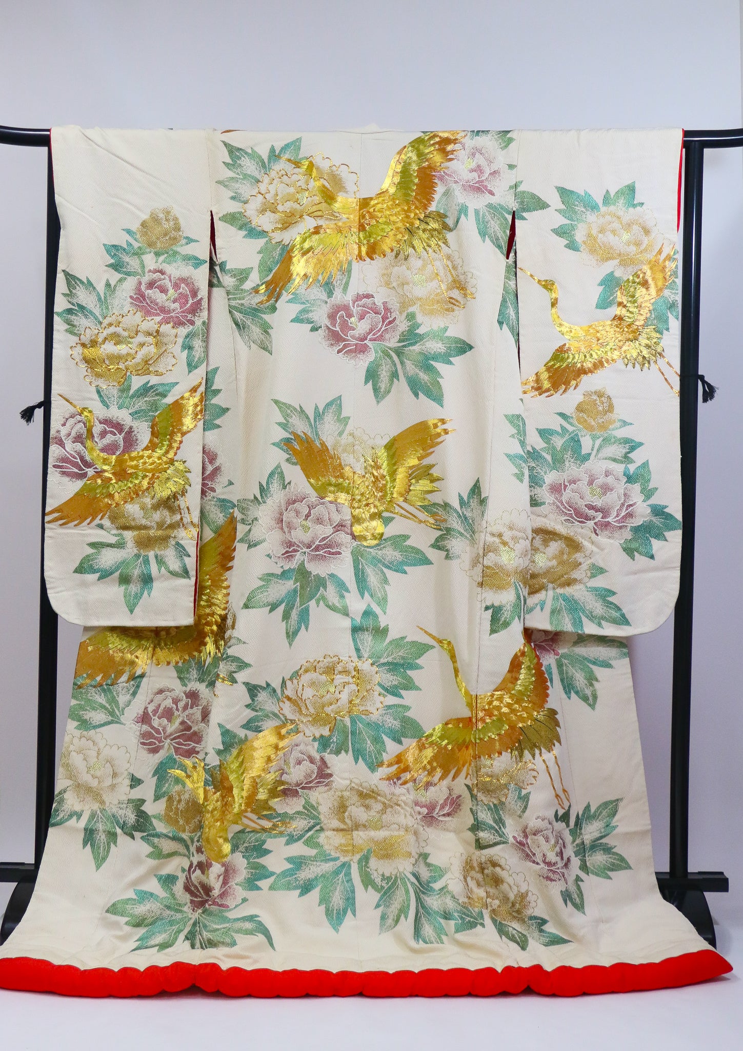 Bridal Uchikake – Gold Cranes & Peony Pattern / 白打掛 金鶴×牡丹  Traditional Japanese Wedding Kimono / 花嫁衣裳 打掛◆twu717