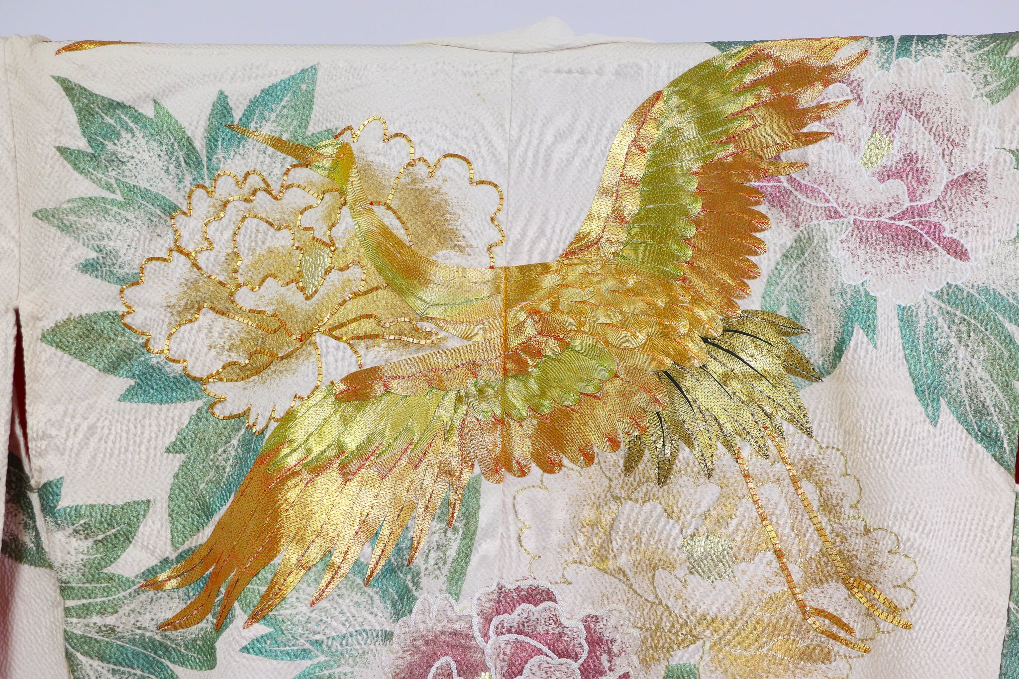 Bridal Uchikake – Gold Cranes & Peony Pattern / 白打掛 金鶴×牡丹  Traditional Japanese Wedding Kimono / 花嫁衣裳 打掛◆twu717