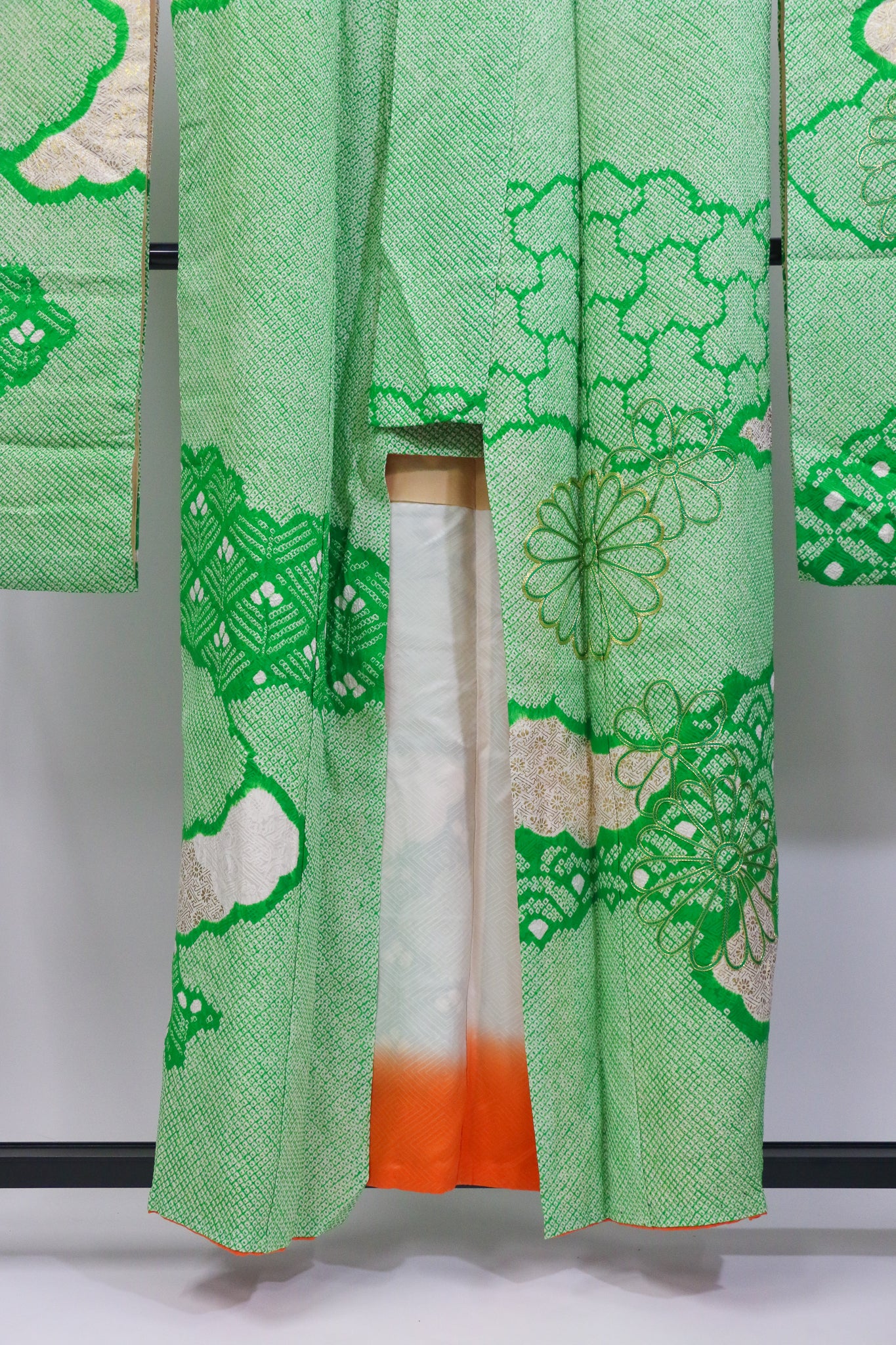 Vintage Green Furisode Kimono 緑×絞り風・金彩入り振袖◆twf724