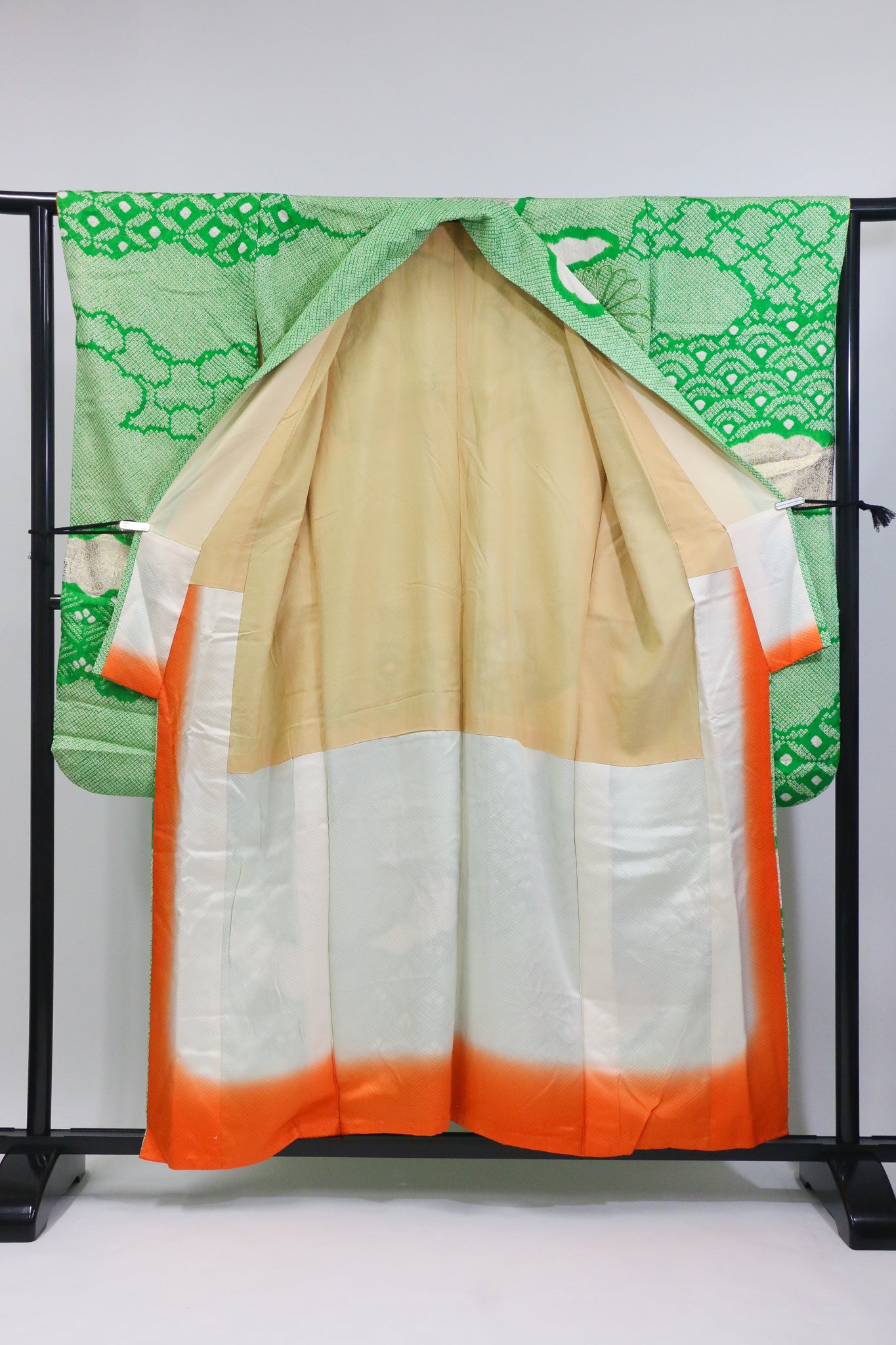 Vintage Green Furisode Kimono 緑×絞り風・金彩入り振袖◆twf724