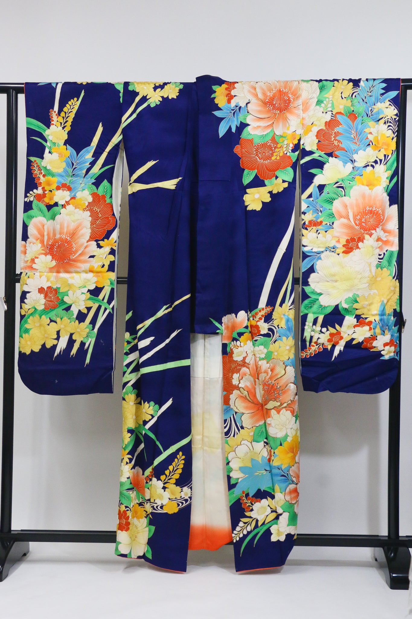 Vintage Furisode Kimono – 深藍 × 華やか花柄 – Vibrant Floral Pattern◆twf725