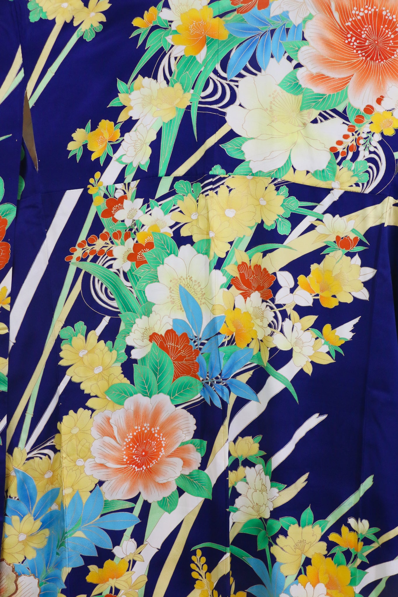Vintage Furisode Kimono – 深藍 × 華やか花柄 – Vibrant Floral Pattern◆twf725