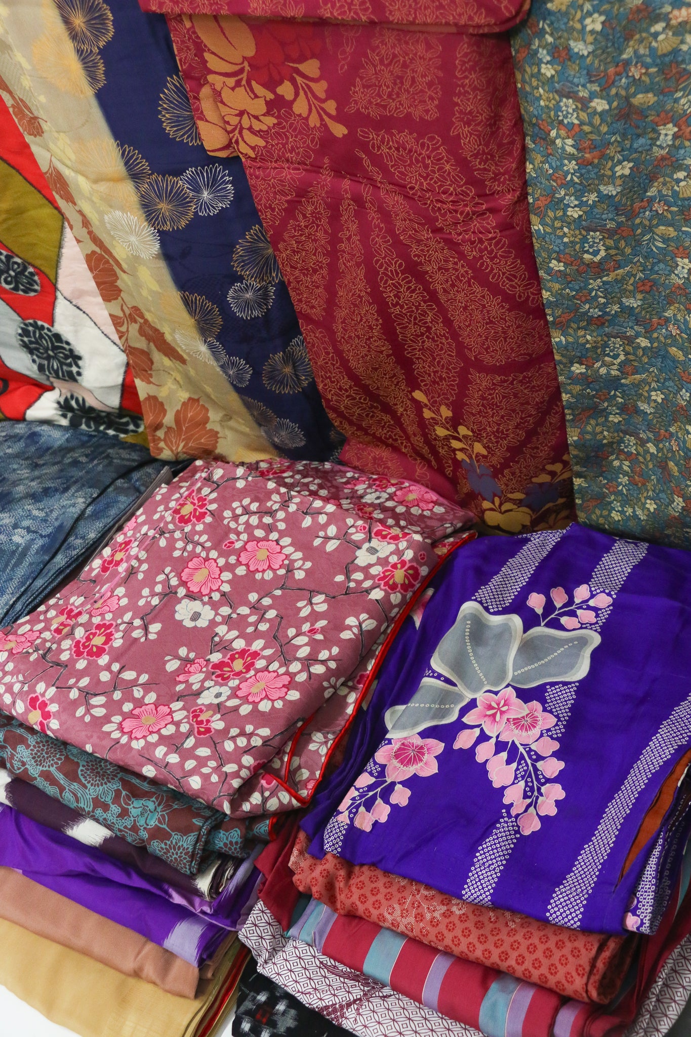 Antique Kimono Bundle 20 pcs – Only ¥10,000! / アンティーク着物20点セット（超お買い得！1万円）◆twk730