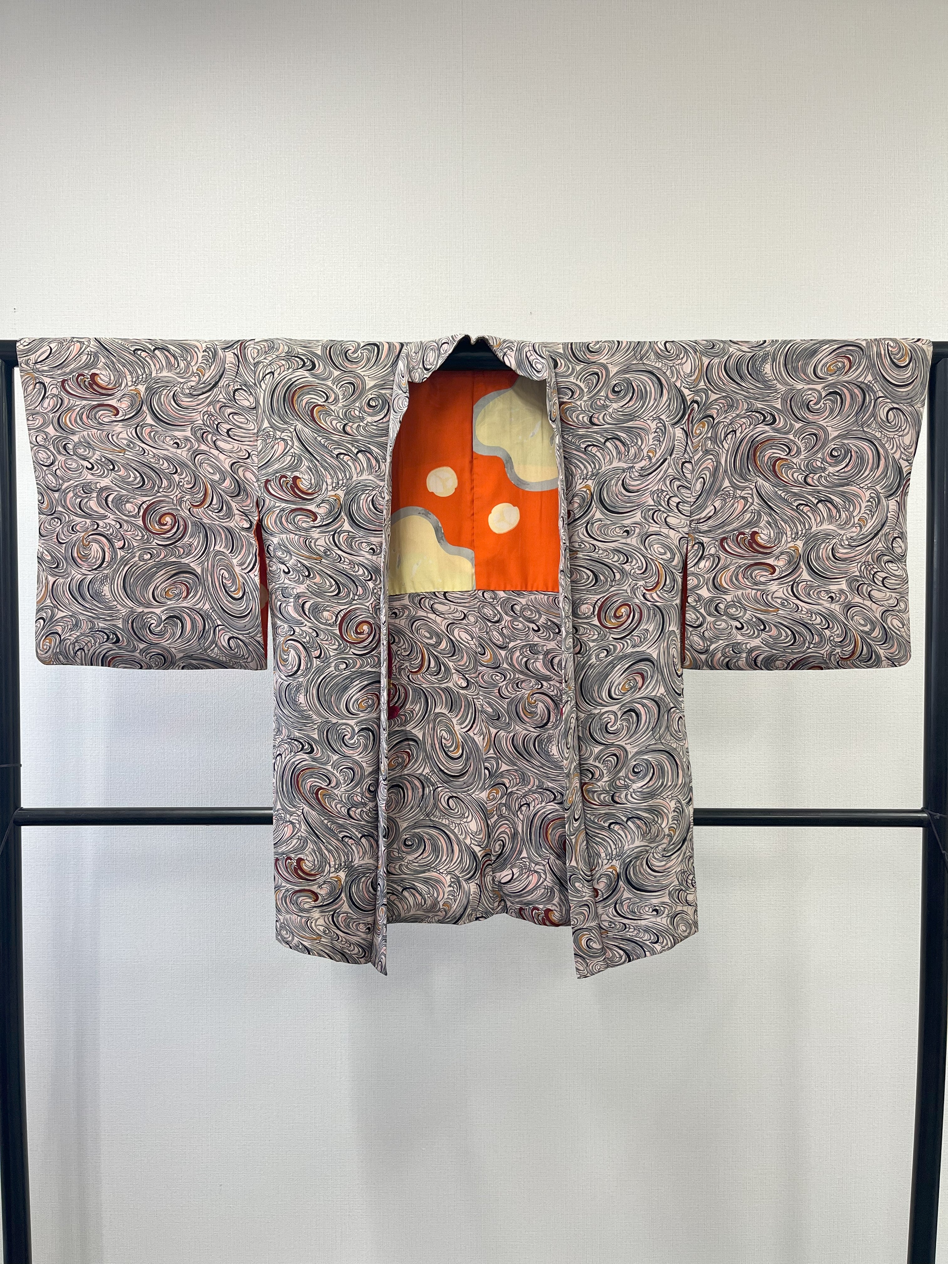 ◇KWH025 羽織 袷羽織 紐付き Haori 薄ピンク 古着 レトロ 和服
