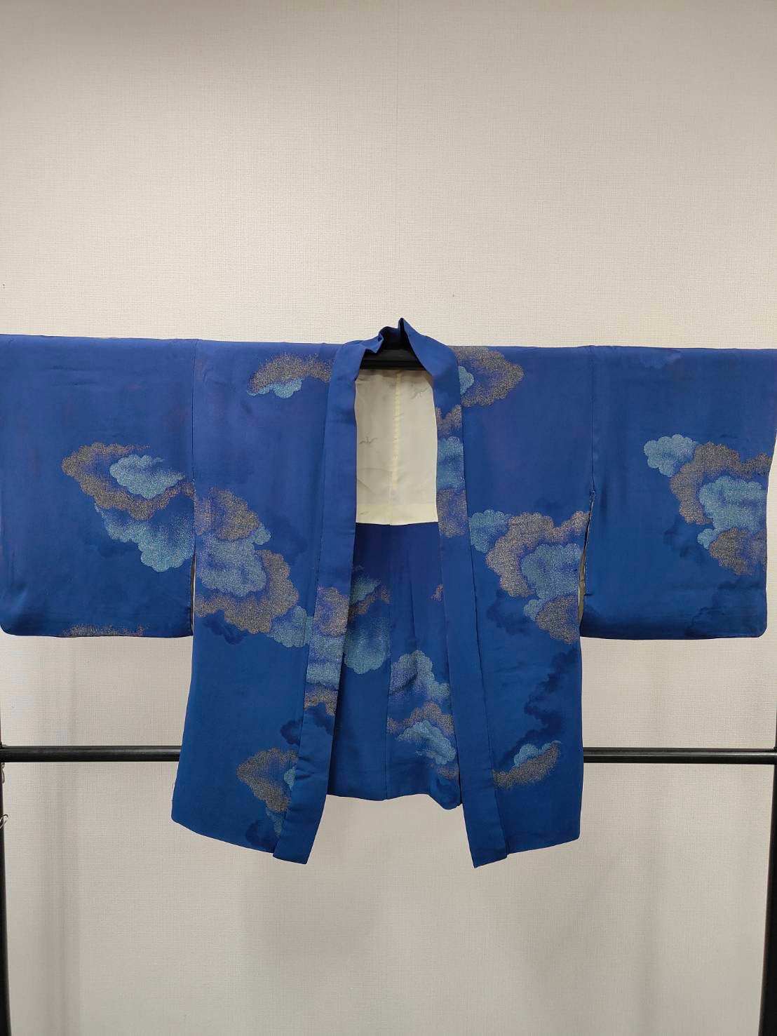 ◇KWH043 羽織 紐付き Haori 青 古着 レトロ 和服