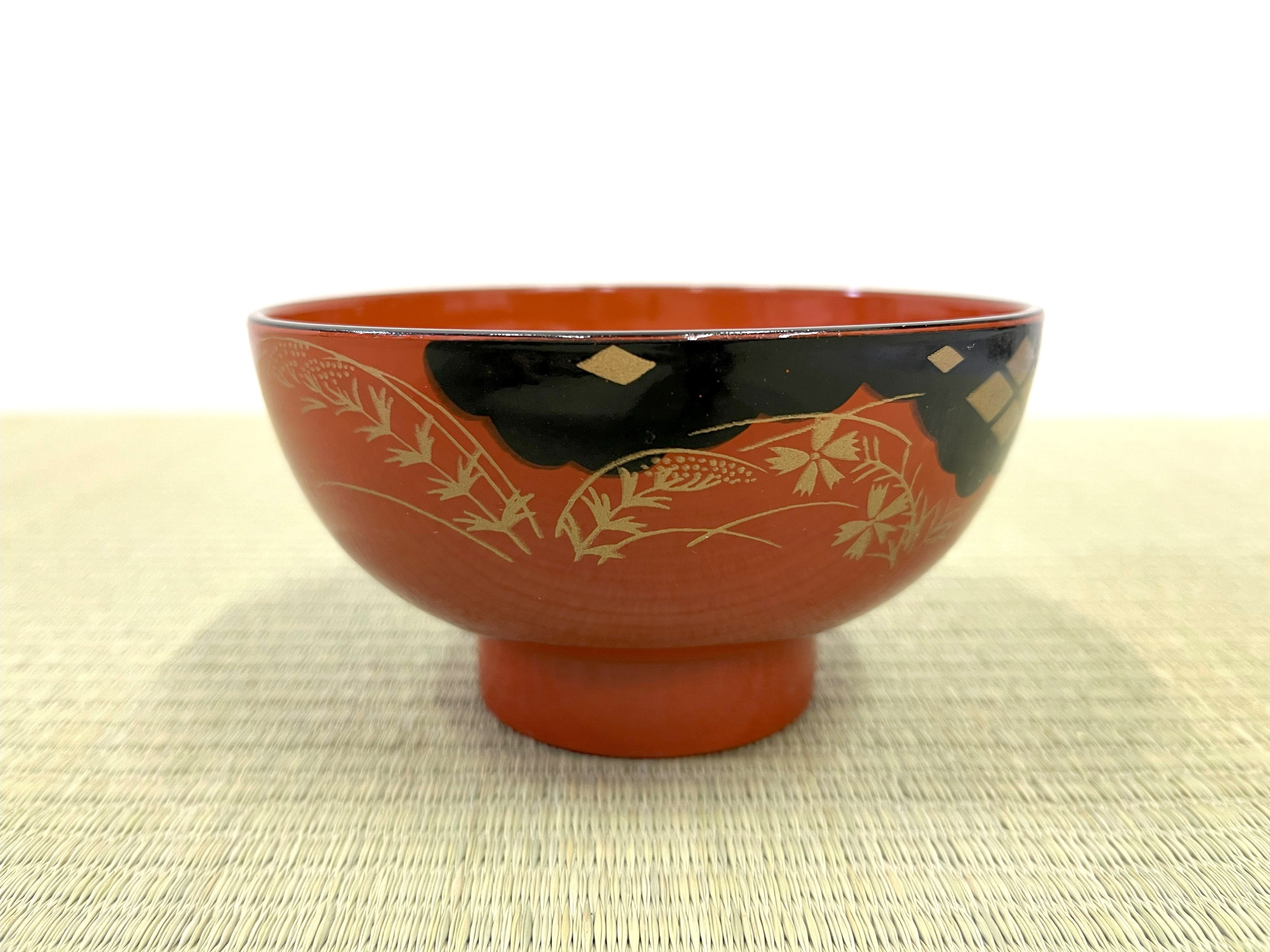 ◆KM039 お椀 漆 木製 朱色 食器 置物 伝統品