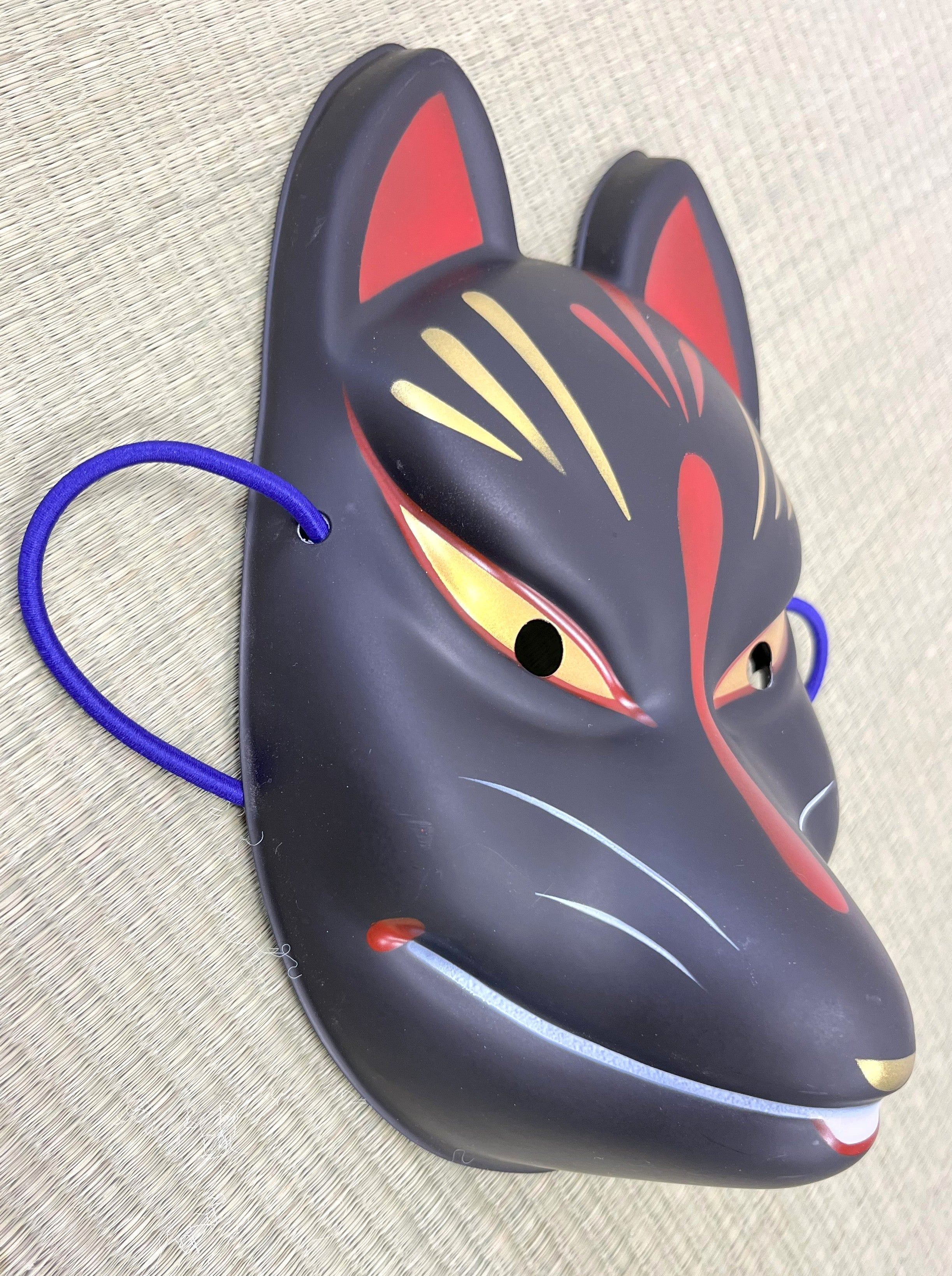 ♢KM049  狐 お面 黒 開運 魔除け 招福 縁起物 壁掛け 新品