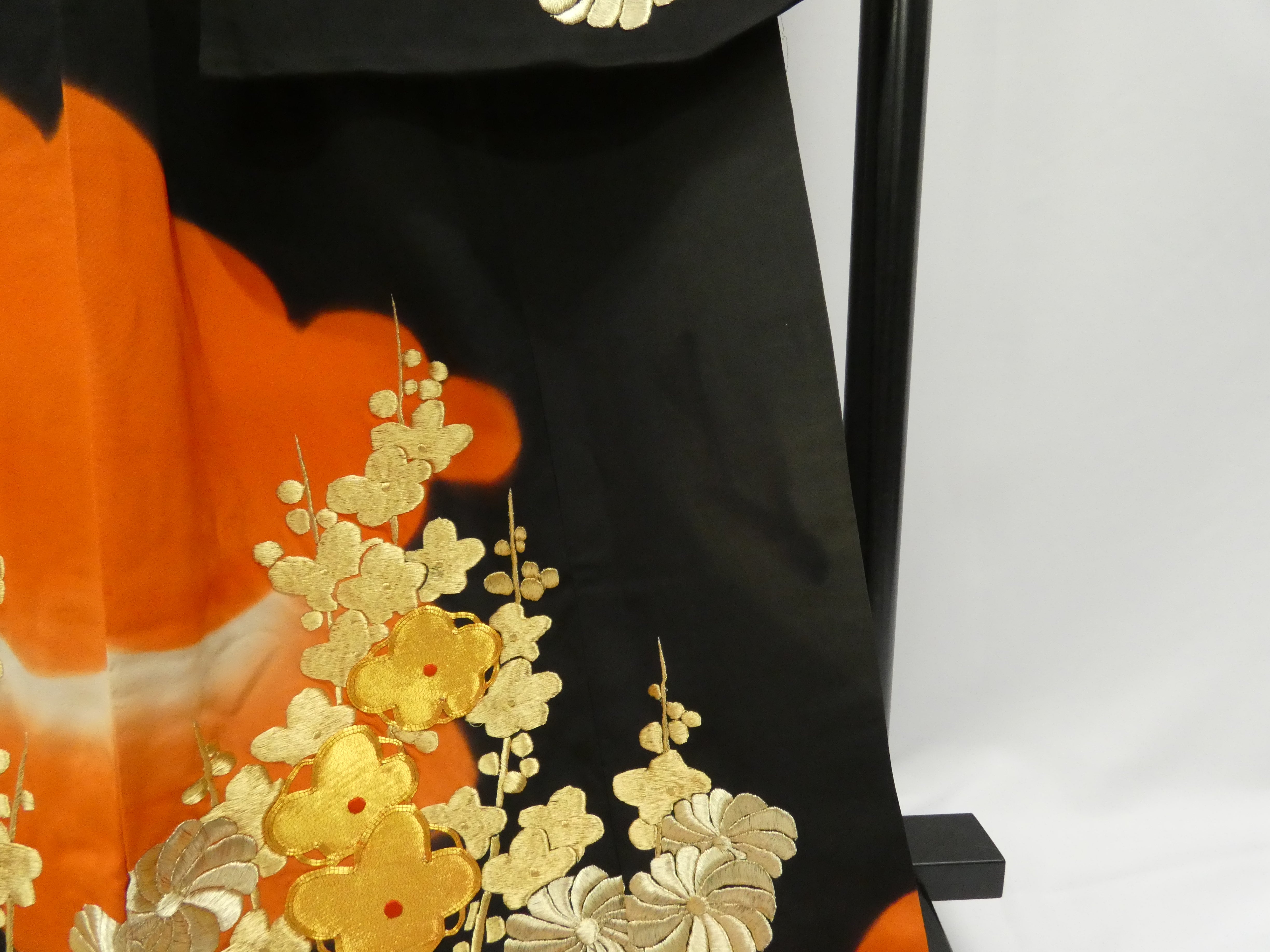 ◆KWF031 引き振袖 金銀箔 花嫁衣装 結婚式 豪華  刺繍 婚礼 ウエディング 古着