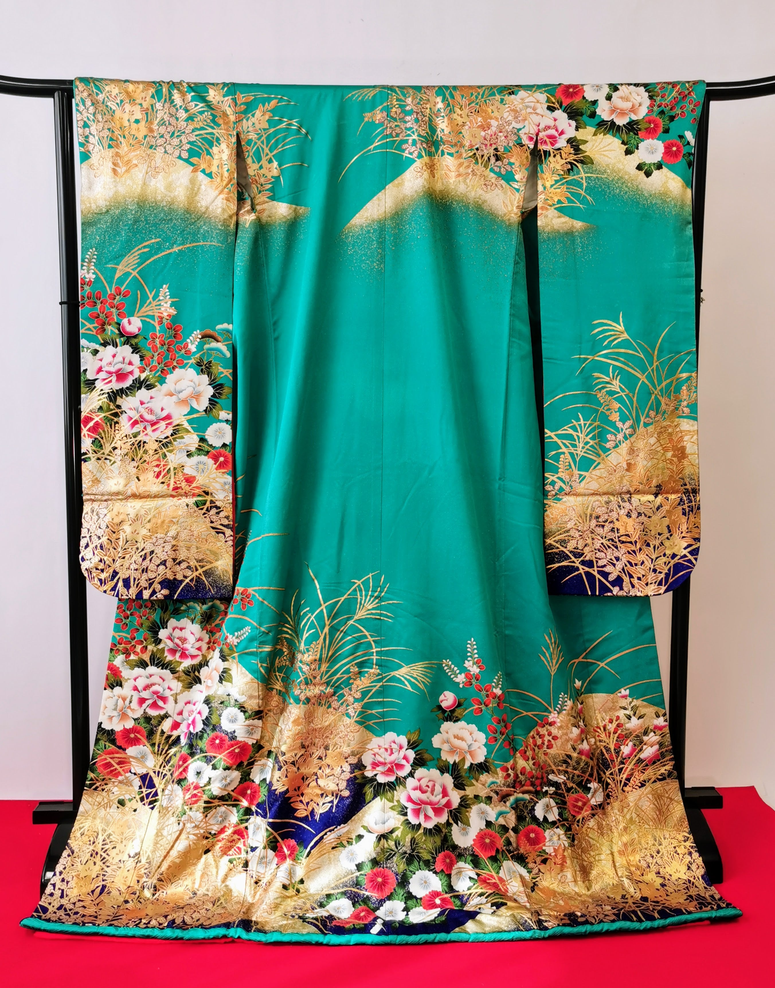 引き振袖 お引きずり 花嫁衣装 結婚式 豪華  金箔  刺繍 婚礼 ウエディング 古着◆twff223