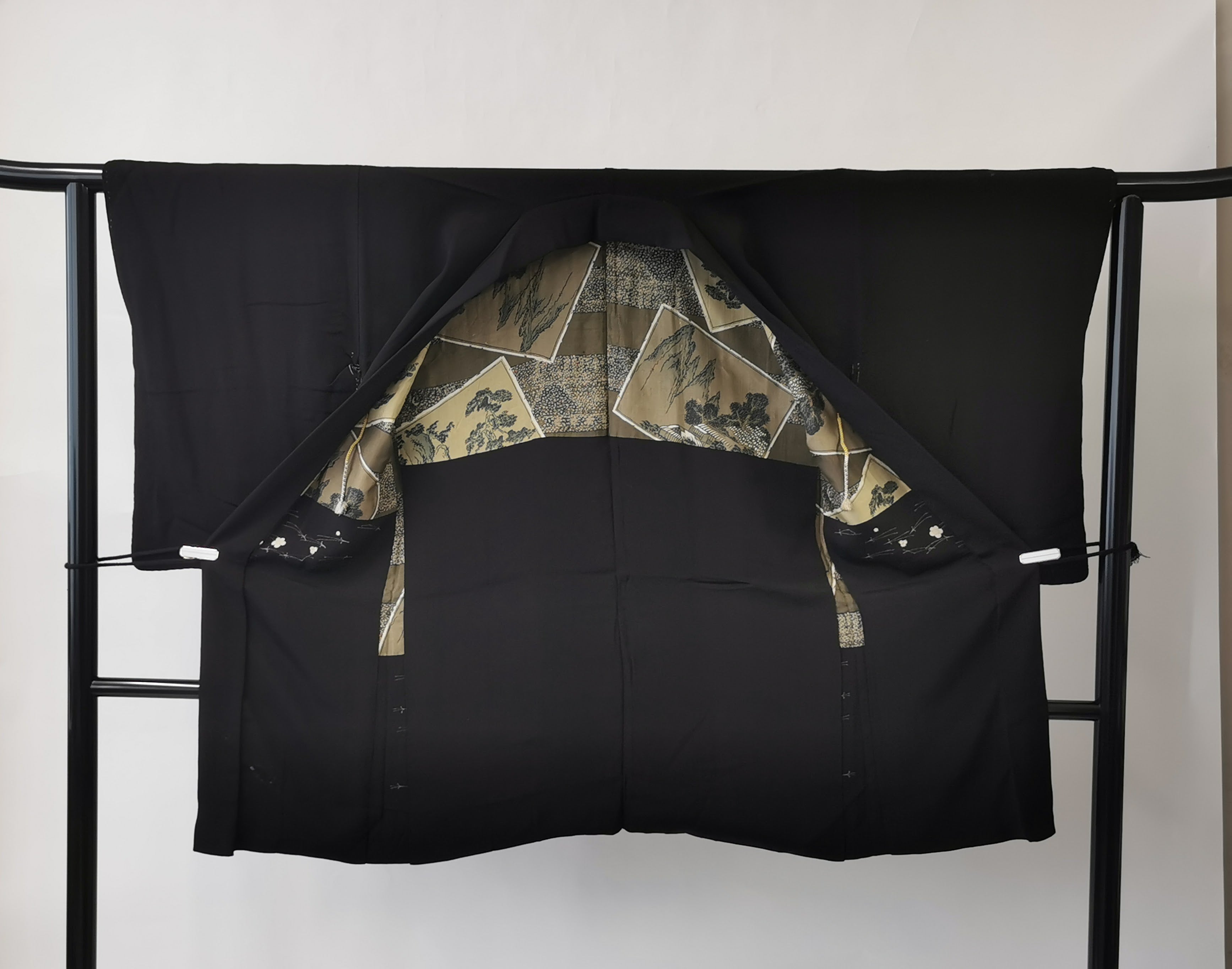 Haori (Japanese haori coat) with haori cord, reused ◇twha628